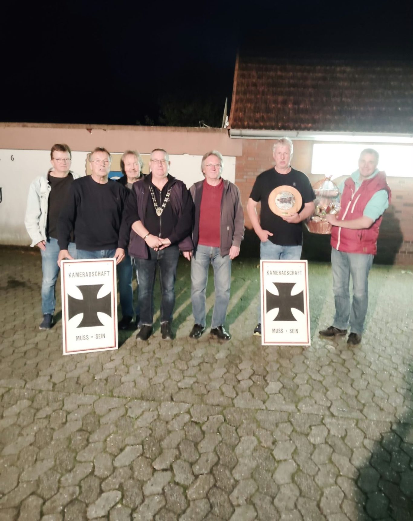 Der alte und der neue Vorstand